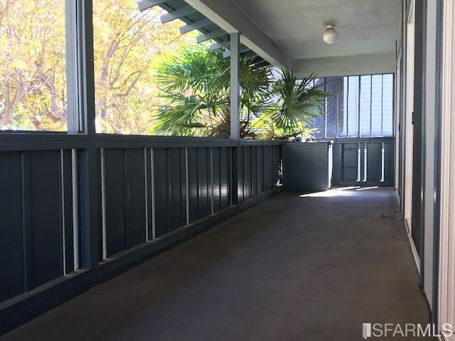 Building Photo - 633 Highland Ave