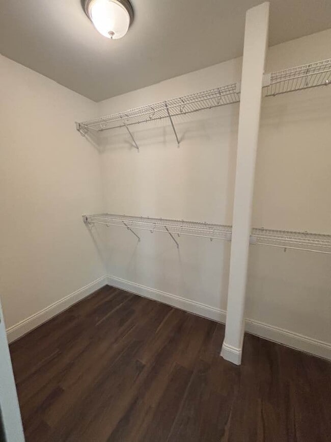 Building Photo - 4147 Lennox Wy