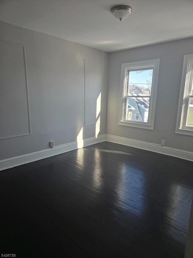 Building Photo - 54 Arsdale Terrace