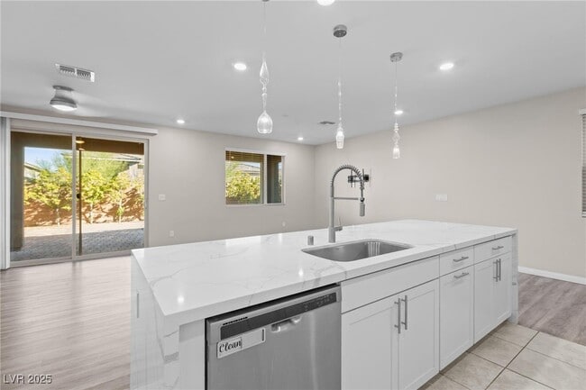 Building Photo - 4128 Royal Melody Ct