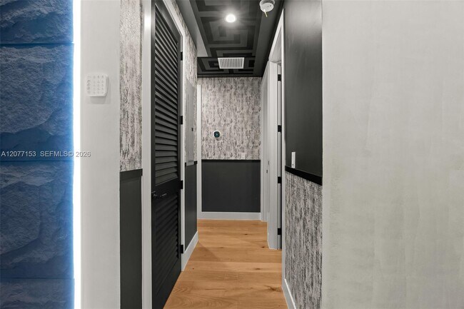 Building Photo - 400 NW 49th St