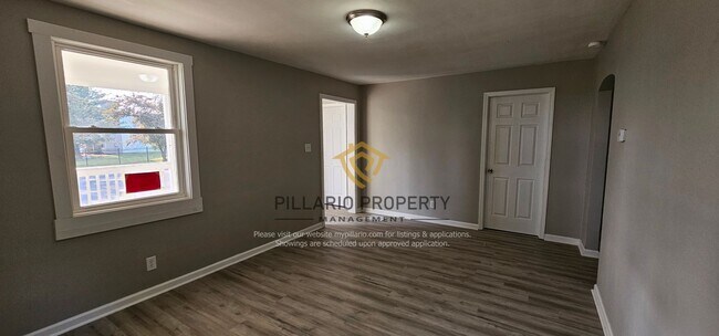 Building Photo - 2804-2806 Raible Ave.