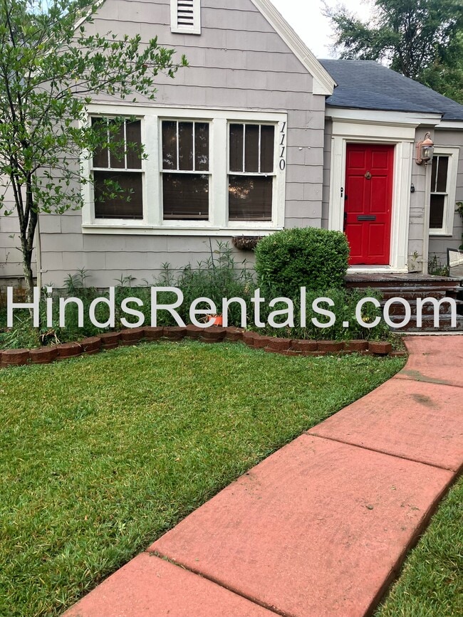 Building Photo - 1110 Quinn St