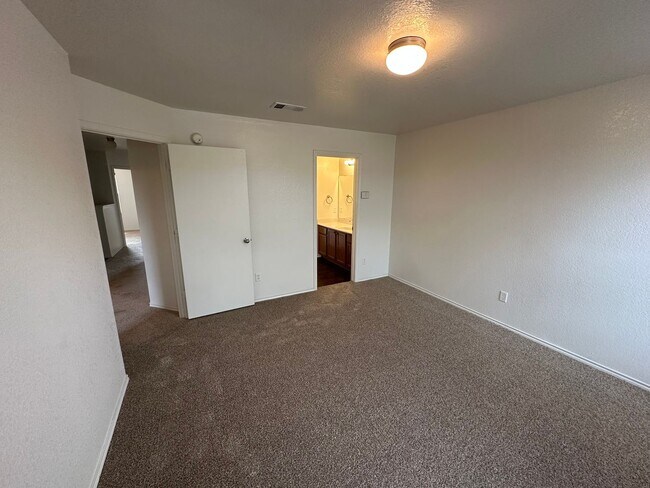 Building Photo - 4Bd/2Ba in Killeen, TX!