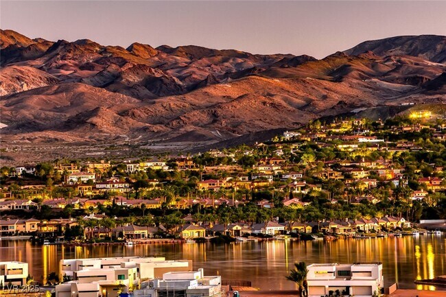 Building Photo - 375 Portus Delphini Ct