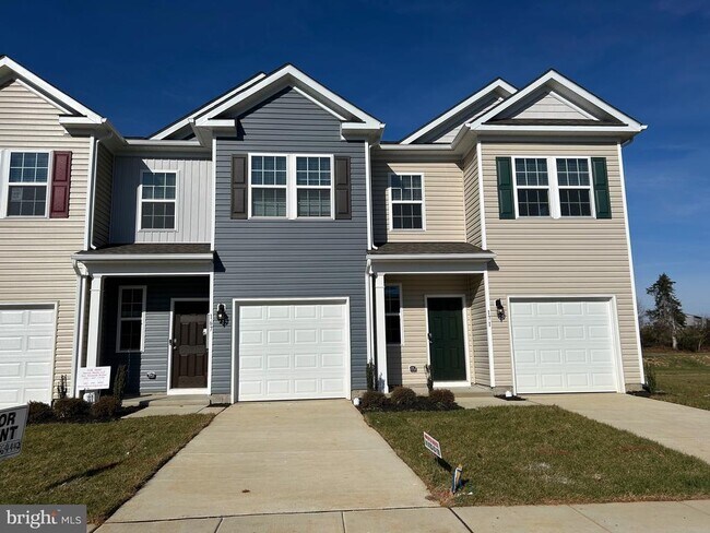 Building Photo - 167 Rae Ct