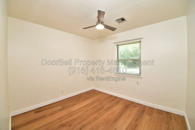 Building Photo - 608 E Toledo St