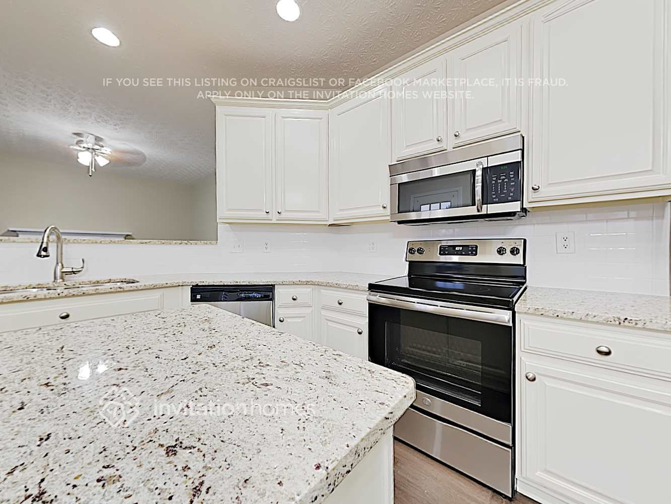 Building Photo - 532 Chaucer Way