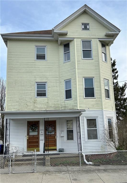 Building Photo - 37 Lyman Ave