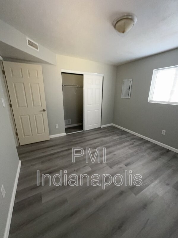 Building Photo - 6234 Eastridge Dr