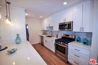 Building Photo - 2021 California Ave