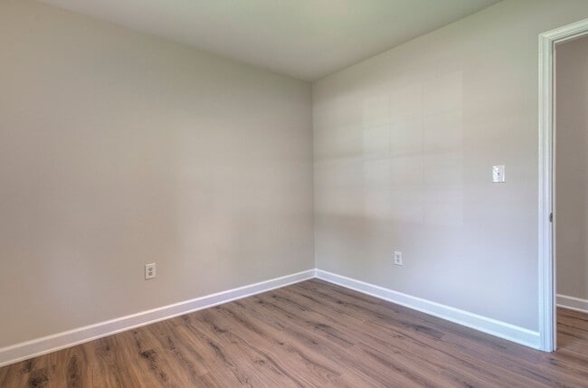 Building Photo - 507 Stonegate Dr