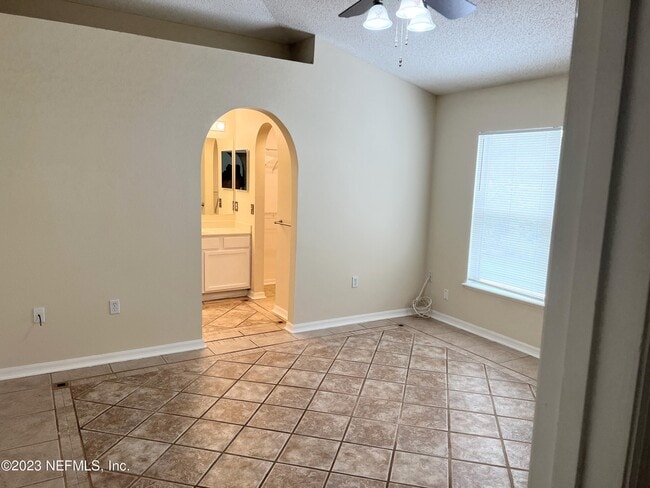 Building Photo - 6580 Gentle Oaks Dr N