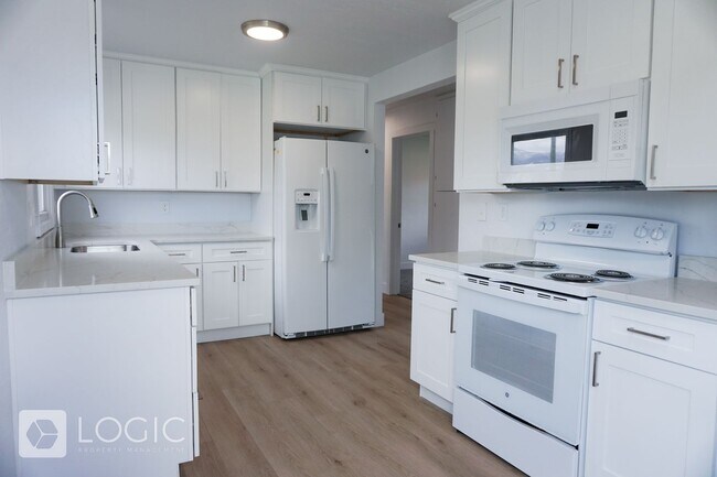 Building Photo - 171 E 3000 S
