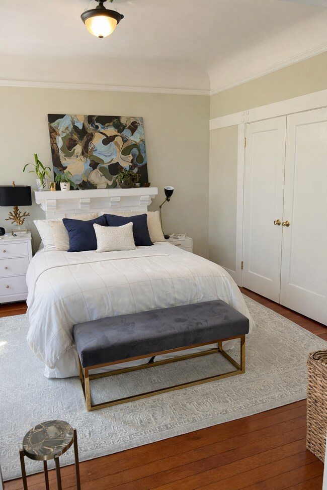 Building Photo - 550 Fell St