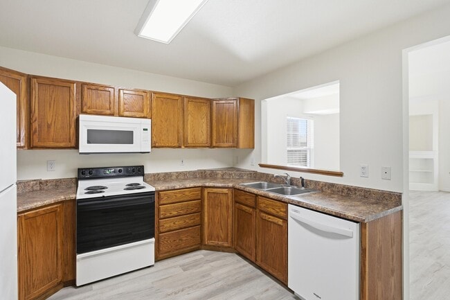 Building Photo - 1709 Juniper Dr