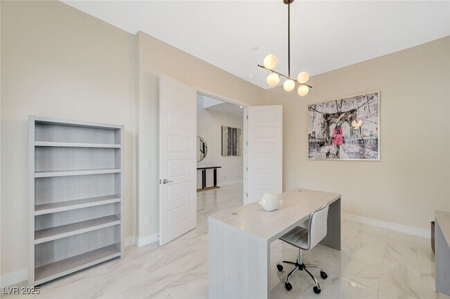 Building Photo - 510 Duvet Ct