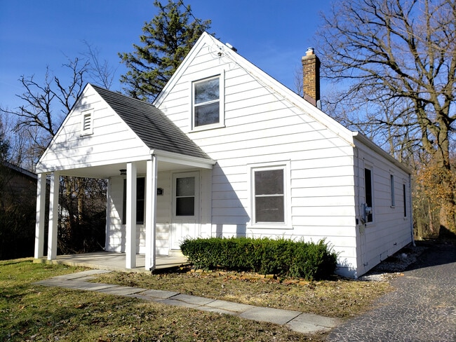 Primary Photo - 18244 Stewart Ave