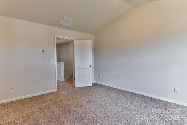 Building Photo - 6132 Ahoskie Dr