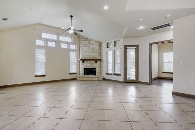 Building Photo - 5923 Dewdrop Ln
