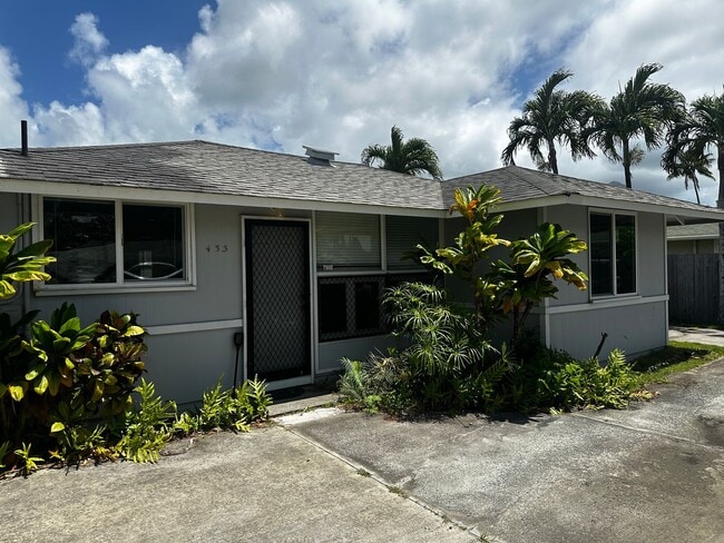 Building Photo - Highly Desirable single level 3 bedroom 2 bath home in Kailua