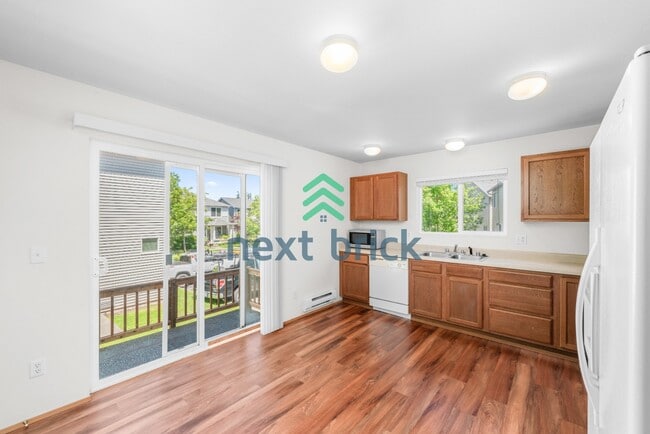 Building Photo - Charming Detached Cottage in Snoqualmie Ridge - Award Winning Schools!