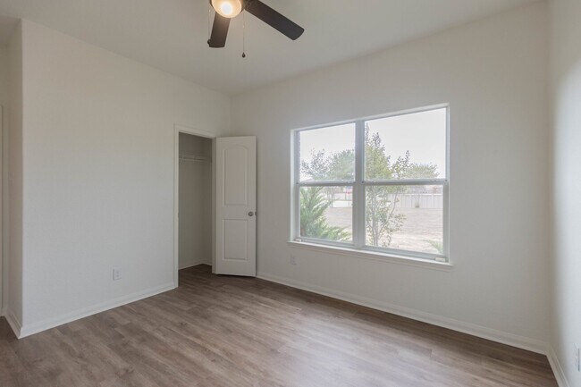 Building Photo - 6010 Luckey Run