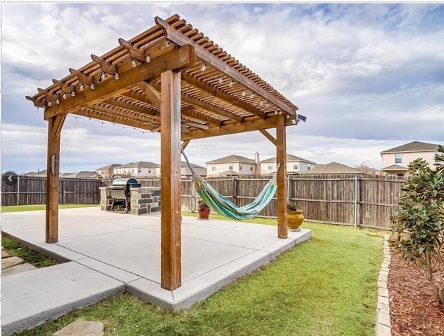 Building Photo - 5825 Valley Haven Way