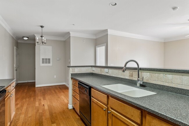 Building Photo - 2 bedroom at Brookside Condos