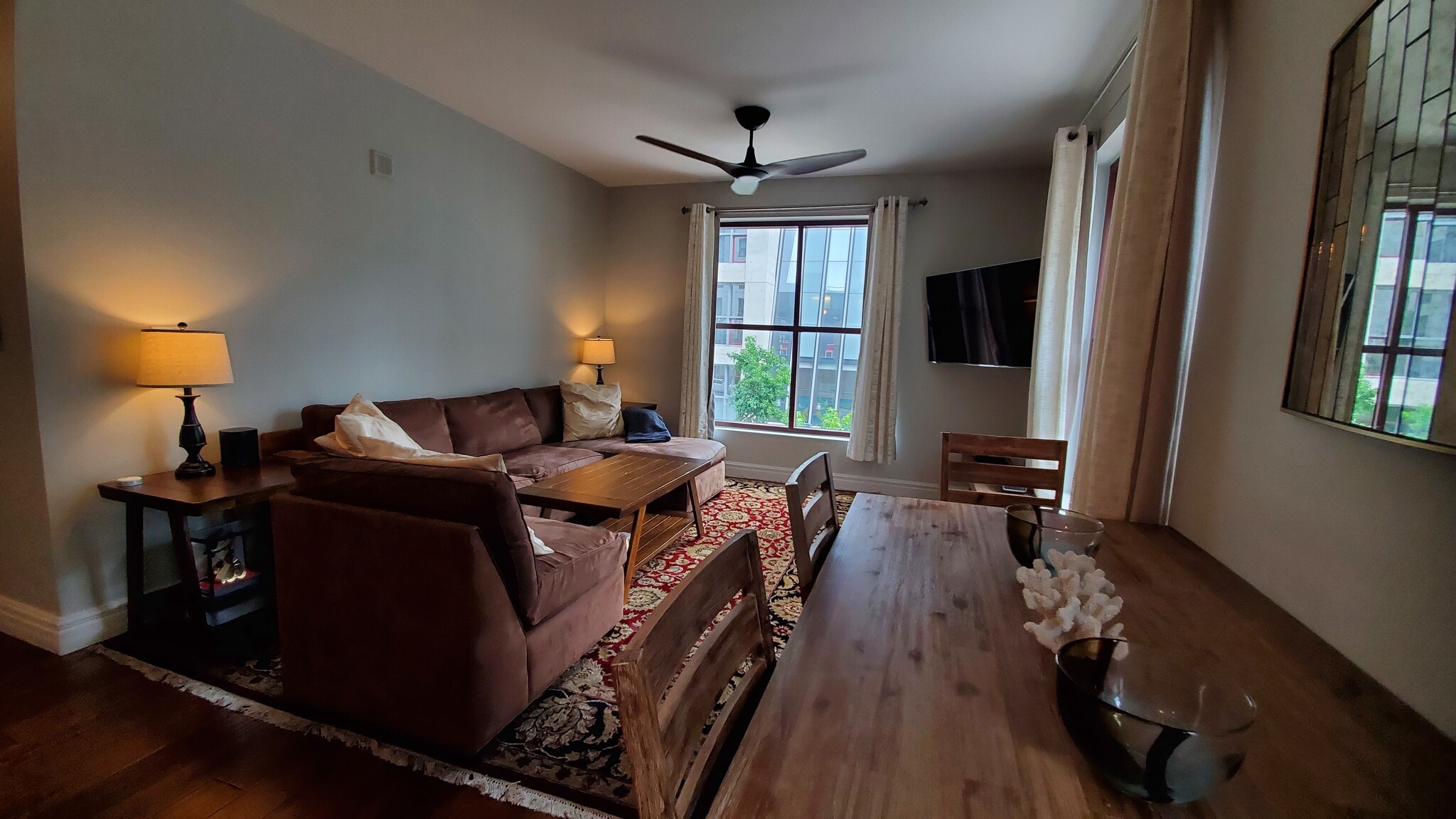 Building Photo - 1150 J St