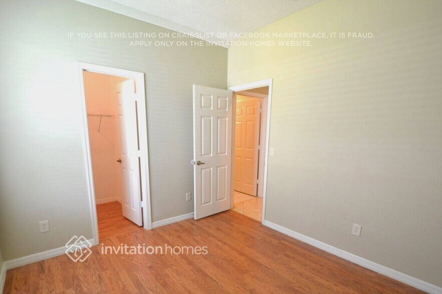 Building Photo - 901 Rosinia Ct