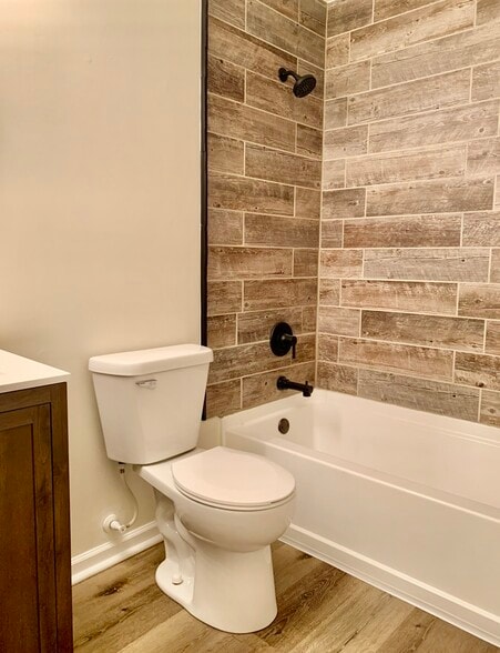 Building Photo - 3230 Monterey Dr