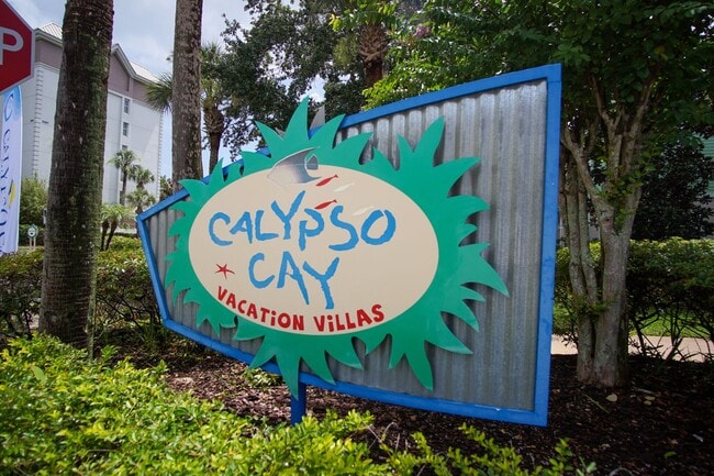 Building Photo - 1 bed Condo Ready to Move in in Kissimmee!!!