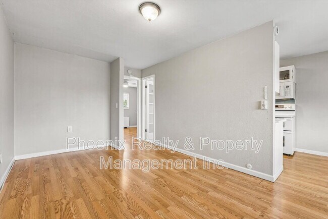 Building Photo - 3009 Madison Ave