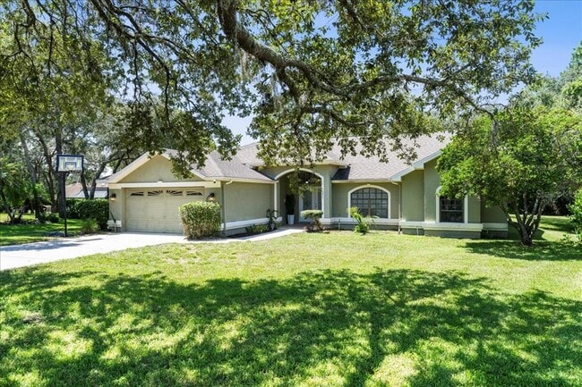 Building Photo - 211 Forest Wood Ct