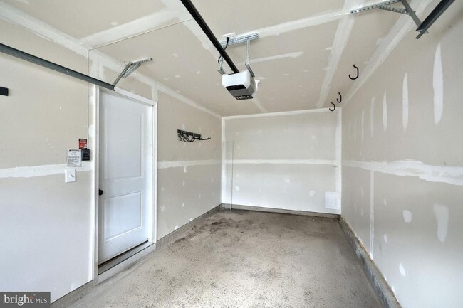 Building Photo - 1261 Elderslie Ln
