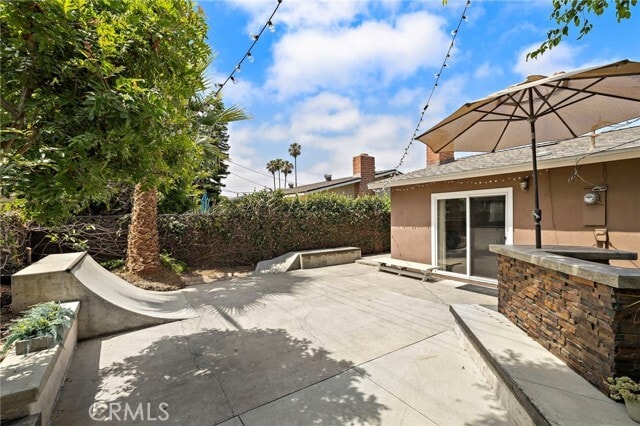 Building Photo - 16882 Ross Ln