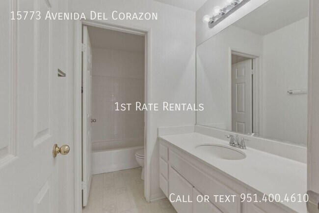 Building Photo - 15773 Avenida Del Corazon