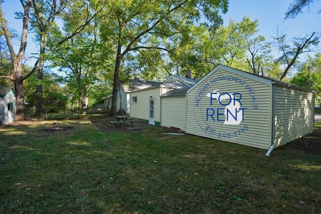 Building Photo - 2720 Gibson St