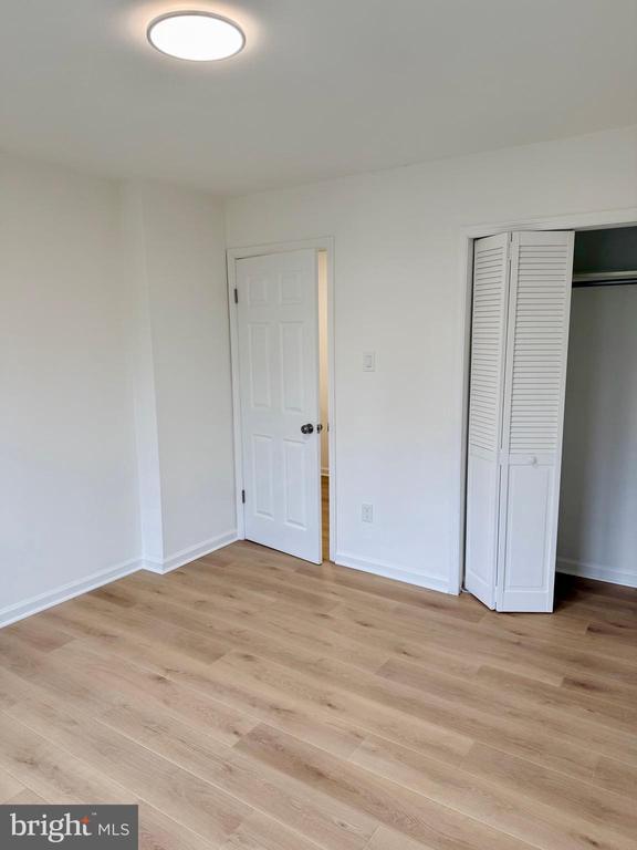 Building Photo - 9618 Inverary Ct