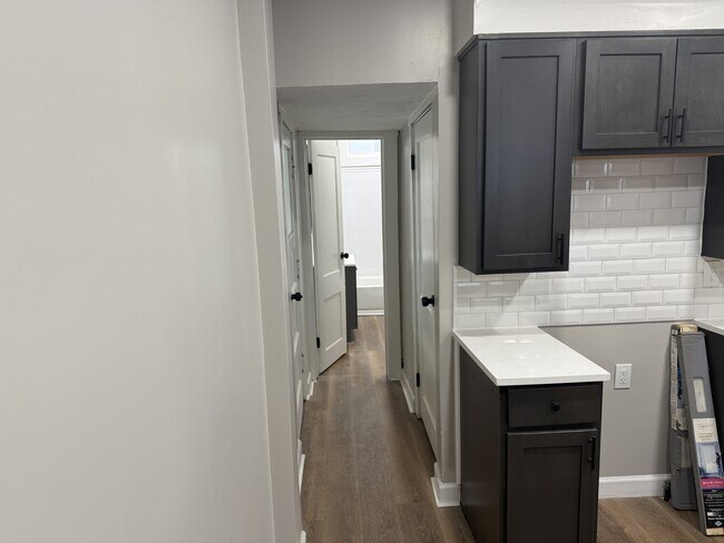 Building Photo - 12708 Revere Ave