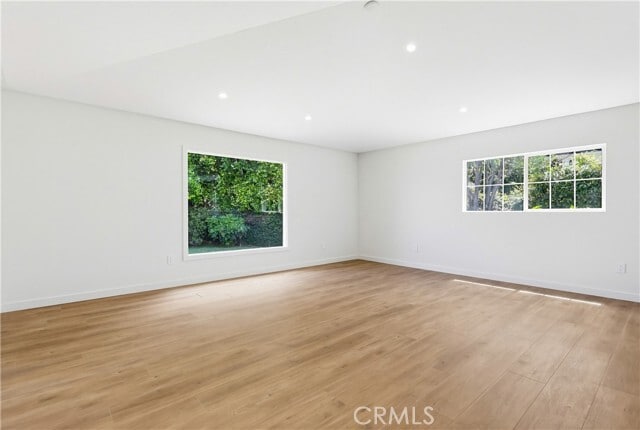 Building Photo - 5440 Alcove Ave