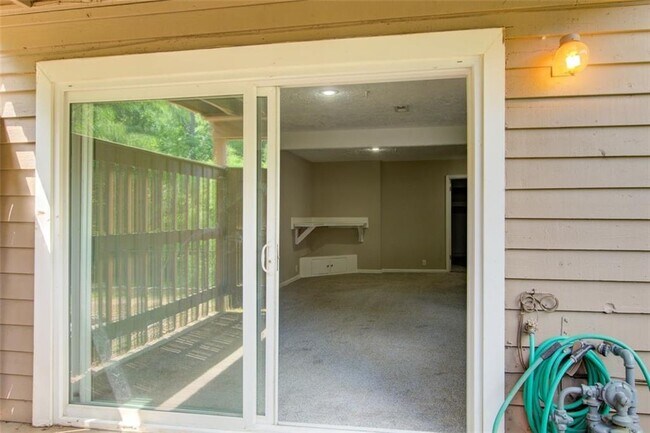 Building Photo - 1301 Parkaire Crossing