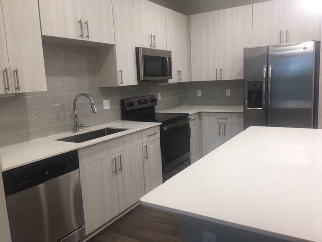 Building Photo - 1 br, 1 bath  - 12879 Sunstone Ave