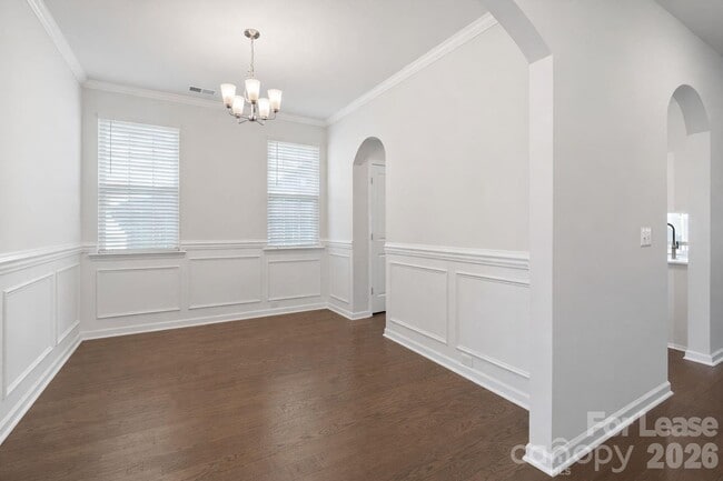 Building Photo - 15104 Moulin Ct Dr