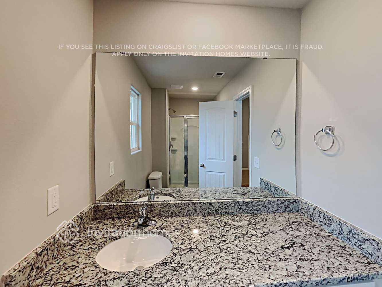 Building Photo - 595 Belcaro Dr