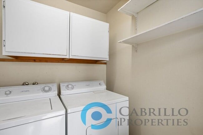 Building Photo - 4024 Crystal Dawn Ln