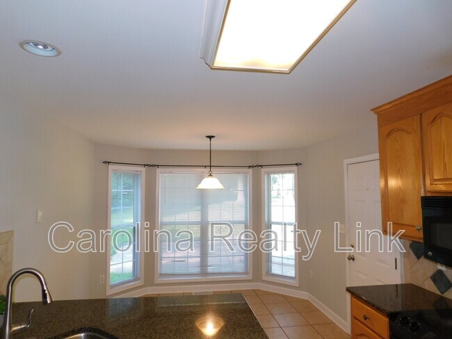 Building Photo - 235 Harbor Landing Dr