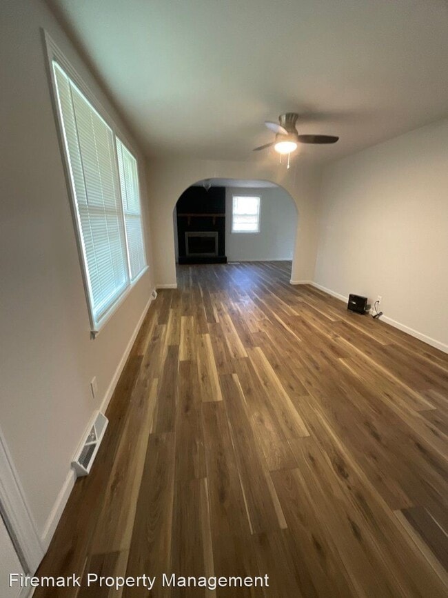 Building Photo - 3 br, 1.5 bath House - 2900 Edge Moor Drive