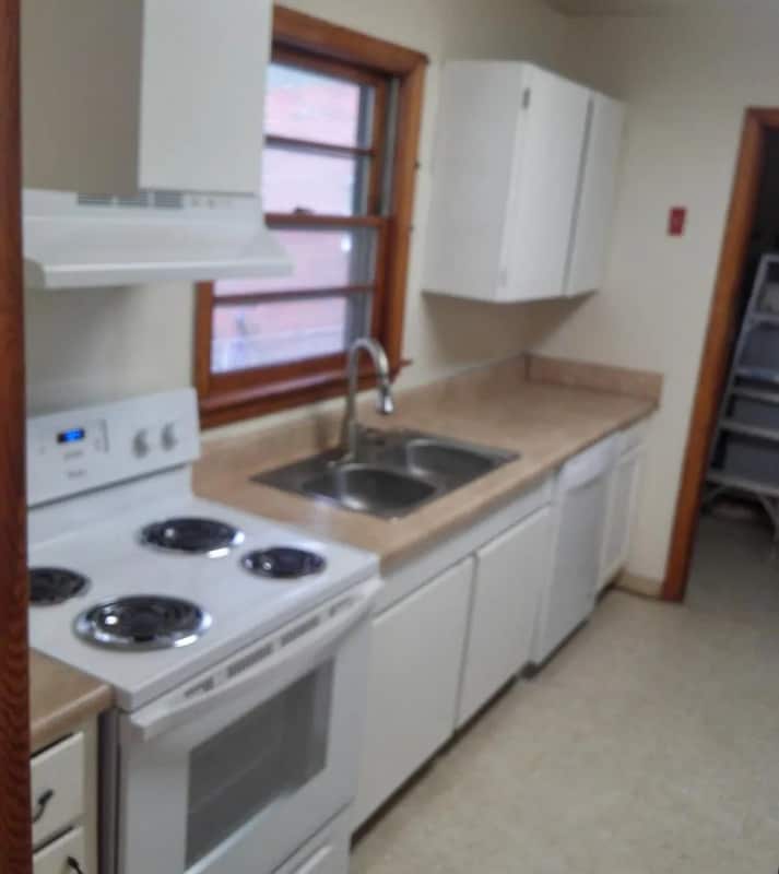 Building Photo - 237 Beechwood Ave